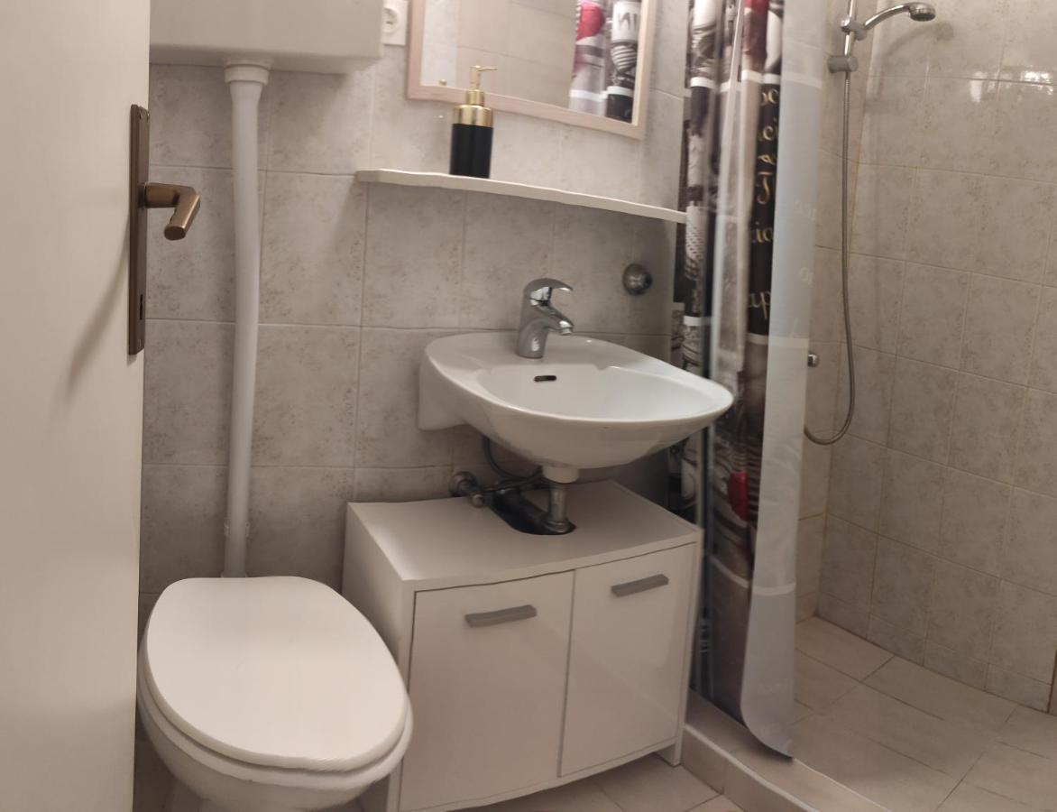 Apartmani Marija Sveta Nedelja  Esterno foto